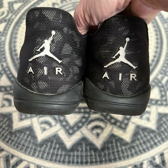 Sold Nike Jordan Eclipse Black 724010-002 Lace-Up Basketball Athletic Shoes - Picture 8 of 10